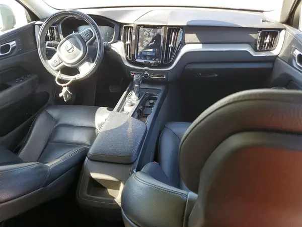 LYV102RK1JB117742 2018 VOLVO XC60 - Image 8