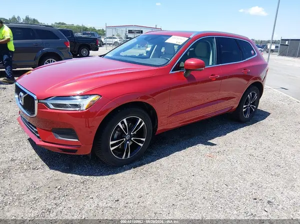 LYV102RK2JB109570 2018 VOLVO XC60 - Image 2