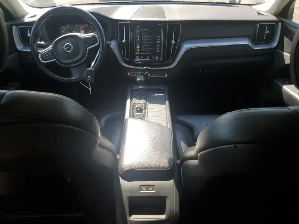LYV102RK2KB183900 2019 VOLVO XC60 - Image 8