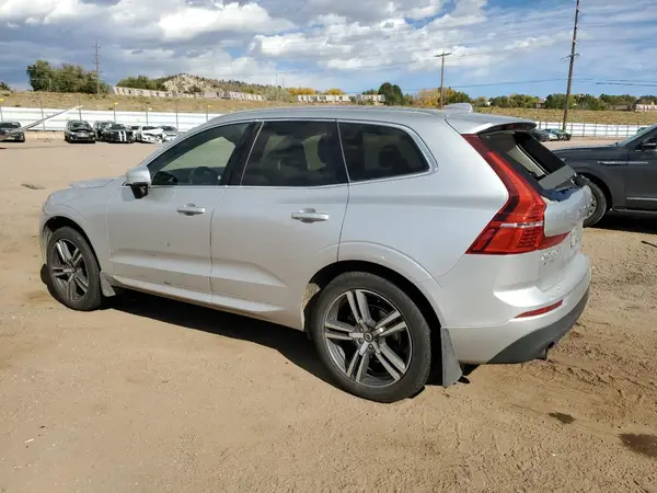 LYV102RK3JB100845 2018 VOLVO XC60 - Image 2