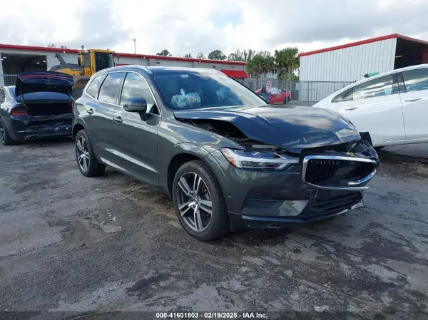 LYV102RK3KB219321 2019 VOLVO XC60 - Image 1