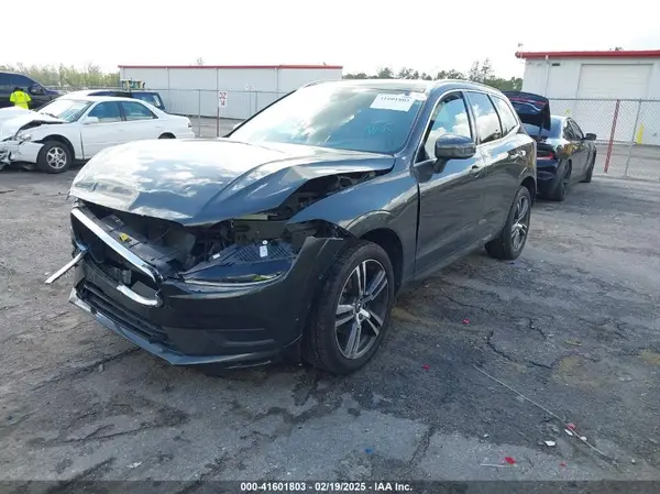 LYV102RK3KB219321 2019 VOLVO XC60 - Image 2