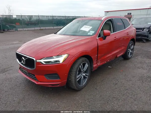 LYV102RK4JB068777 2018 VOLVO XC60 - Image 2