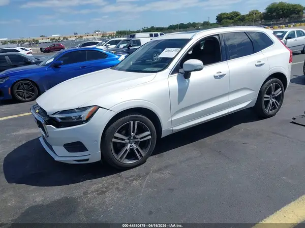 LYV102RK4JB110350 2018 VOLVO XC60 - Image 2