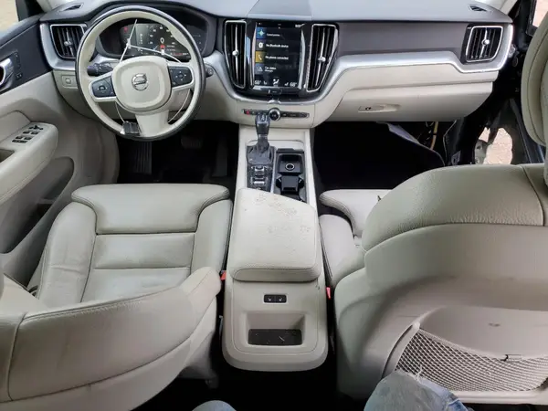 LYV102RK4KB227606 2019 VOLVO XC60 - Image 8