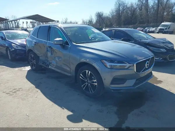 LYV102RK5JB077990 2018 VOLVO XC60 - Image 1