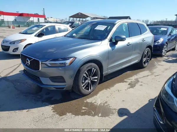 LYV102RK5JB077990 2018 VOLVO XC60 - Image 2