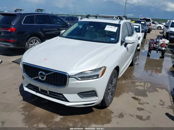 LYV102RK5JB078105 2018 VOLVO XC60 - Image 2