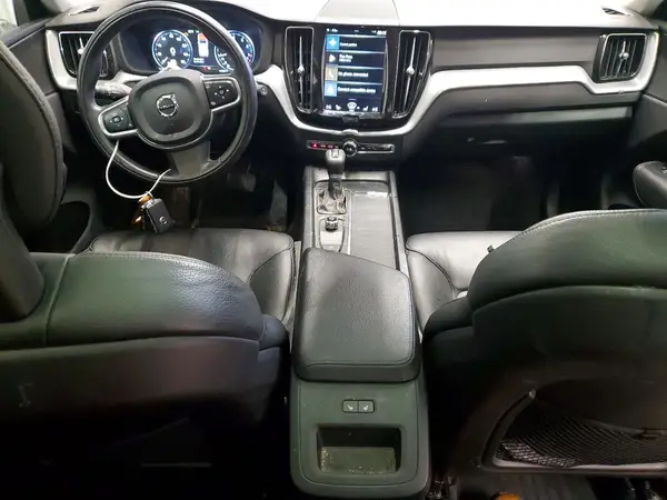 LYV102RK5JB086866 2018 VOLVO XC60 - Image 8