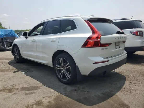 LYV102RK5JB101463 2018 VOLVO XC60 - Image 2