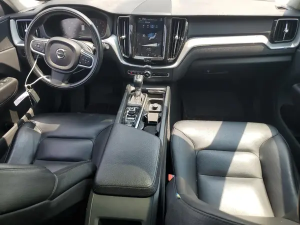 LYV102RK5JB101463 2018 VOLVO XC60 - Image 8