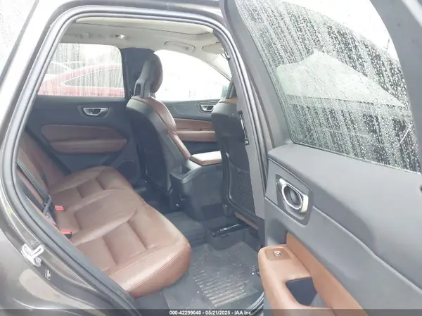LYV102RK5JB105691 2018 VOLVO XC60 - Image 8
