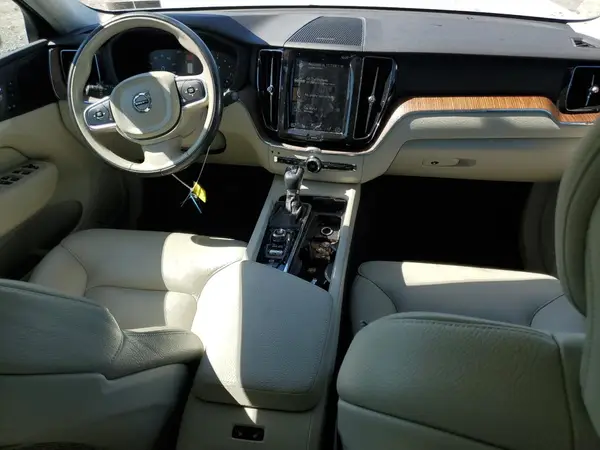 LYV102RK5KB209440 2019 VOLVO XC60 - Image 8
