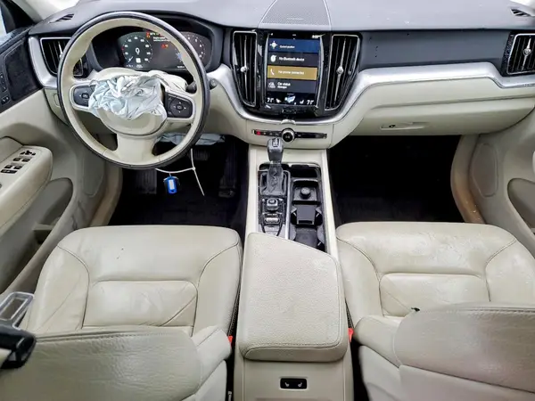 LYV102RK5KB237707 2019 VOLVO XC60 - Image 8
