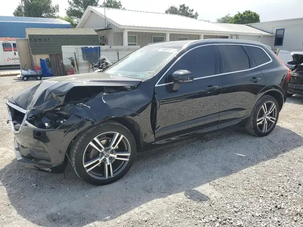 LYV102RK6JB083622 2018 VOLVO XC60 - Image 1