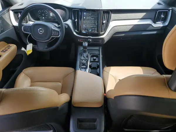 LYV102RK6JB083622 2018 VOLVO XC60 - Image 8