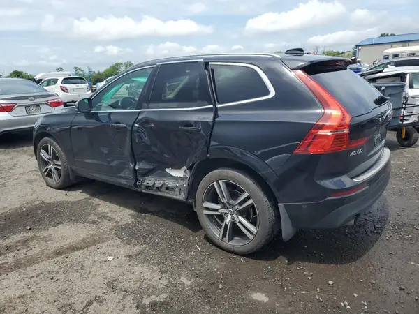 LYV102RK6JB105943 2018 VOLVO XC60 - Image 2