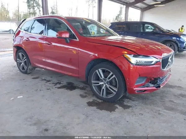 LYV102RK6JB116926 2018 VOLVO XC60 - Image 1