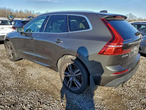 LYV102RK6JB117283 2018 VOLVO XC60 - Image 2