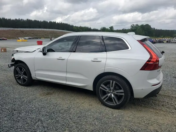 LYV102RK6JB117378 2018 VOLVO XC60 - Image 2