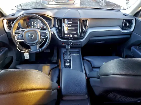 LYV102RK6KB192034 2019 VOLVO XC60 - Image 8