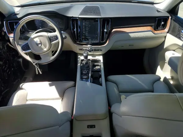 LYV102RK6KB202187 2019 VOLVO XC60 - Image 8