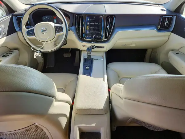 LYV102RK7JB083371 2018 VOLVO XC60 - Image 8