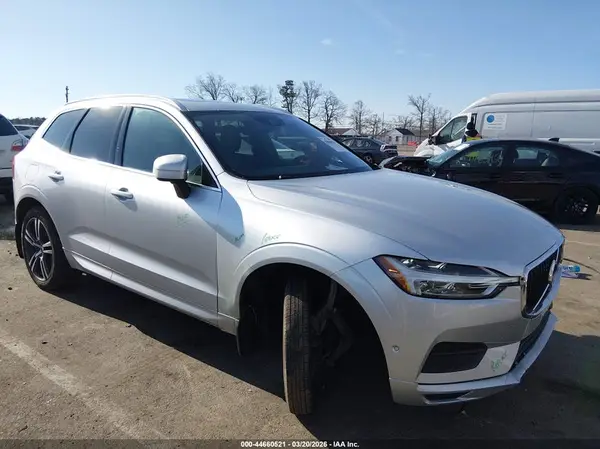 LYV102RK7JB097089 2018 VOLVO XC60 - Image 1