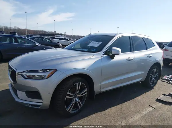 LYV102RK7JB097089 2018 VOLVO XC60 - Image 2