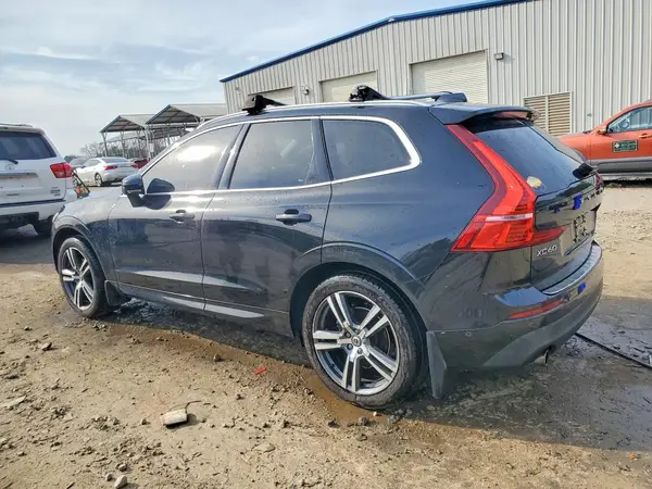LYV102RK7JB122329 2018 VOLVO XC60 - Image 2
