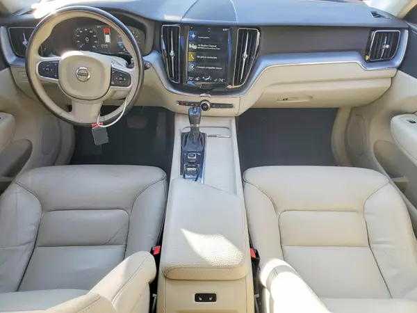 LYV102RK7JB122329 2018 VOLVO XC60 - Image 8