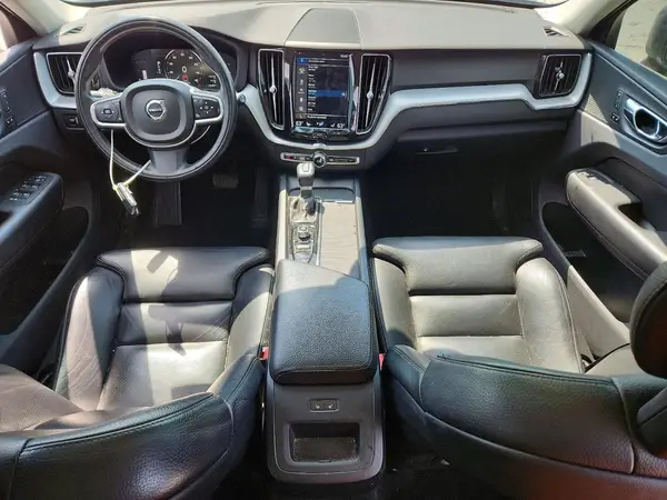 LYV102RK7KB195864 2019 VOLVO XC60 - Image 8