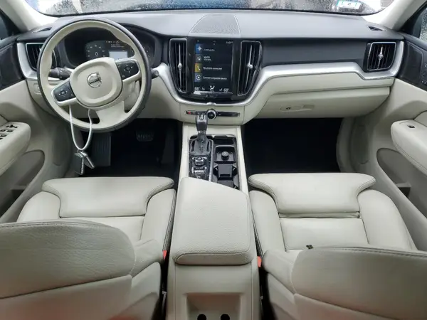 LYV102RK7KB278825 2019 VOLVO XC60 - Image 8