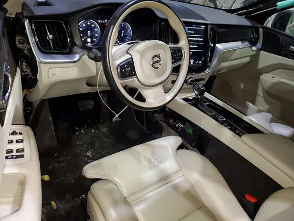 LYV102RK8KB187126 2019 VOLVO XC60 - Image 8