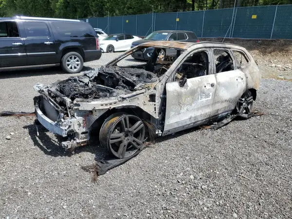 LYV102RK8KB201641 2019 VOLVO XC60 - Image 1
