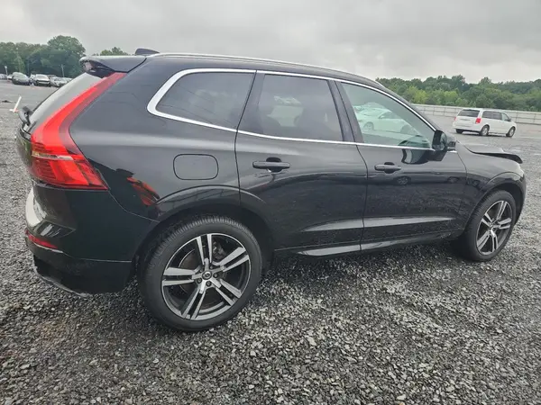 2019 VOLVO XC60 COPART lot 68245455 auction photo 3