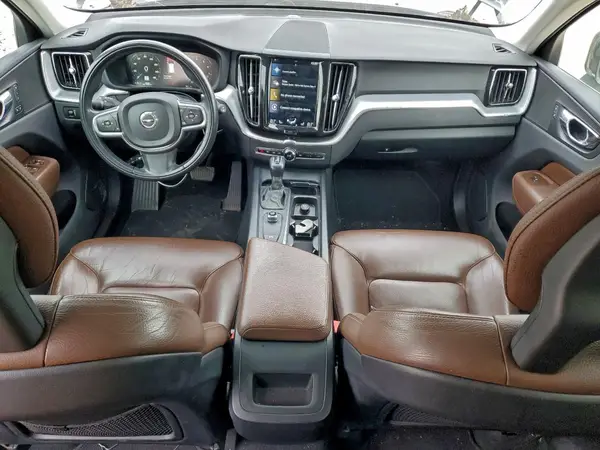LYV102RK9JB097370 2018 VOLVO XC60 - Image 8