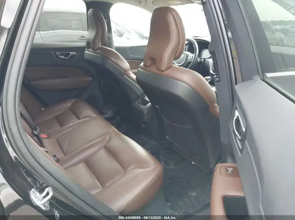 LYV102RK9KB197552 2019 VOLVO XC60 - Image 8