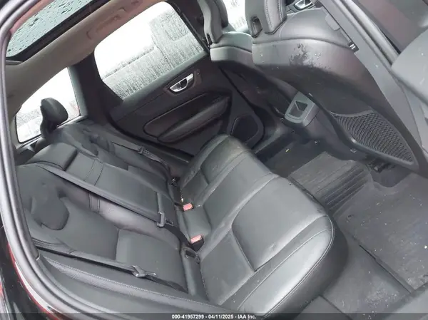 LYV102RK9KB297120 2019 VOLVO XC60 - Image 8