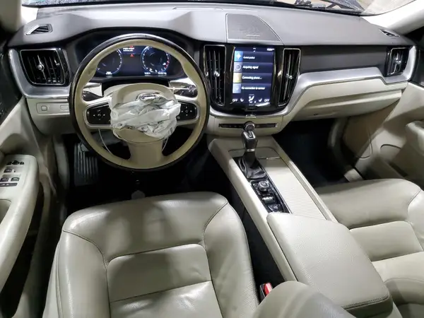 LYV102RK9KB316426 2019 VOLVO XC60 - Image 8