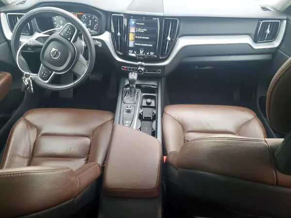 LYV102RKXJB116735 2018 VOLVO XC60 - Image 8
