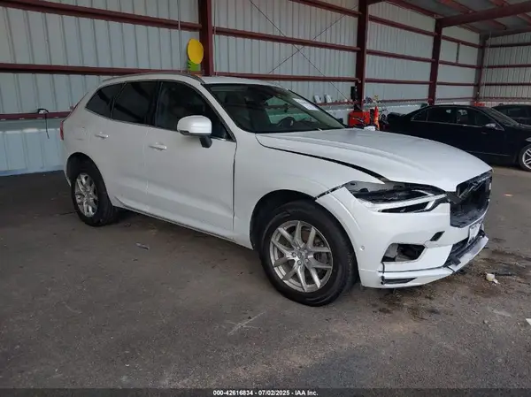 LYV102RKXJB117271 2018 VOLVO XC60 - Image 1