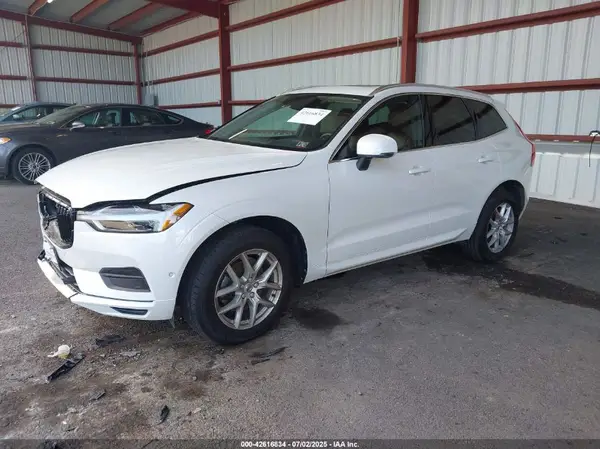 LYV102RKXJB117271 2018 VOLVO XC60 - Image 2