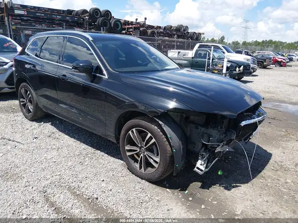 LYV102RKXKB177259 2019 VOLVO XC60 - Image 1