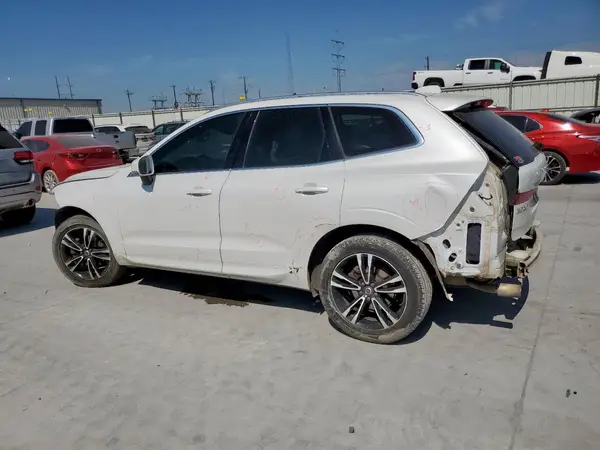 LYV102RKXKB186768 2019 VOLVO XC60 - Image 2