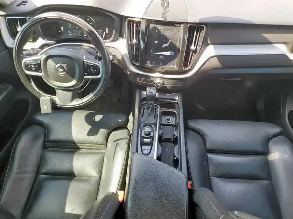 LYV102RKXKB186768 2019 VOLVO XC60 - Image 8