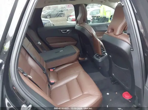 LYV102RL0KB326786 2019 VOLVO XC60 - Image 8
