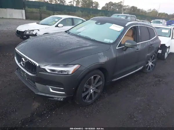 LYV102RL1KB301637 2019 VOLVO XC60 - Image 2