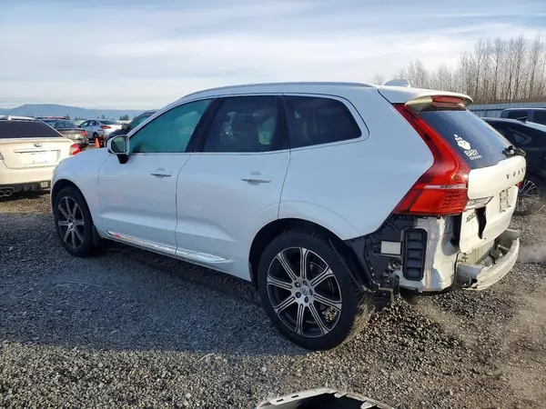 LYV102RL1KB373082 2019 VOLVO XC60 - Image 2