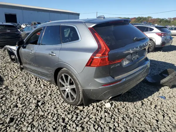 LYV102RL2JB101364 2018 VOLVO XC60 - Image 2